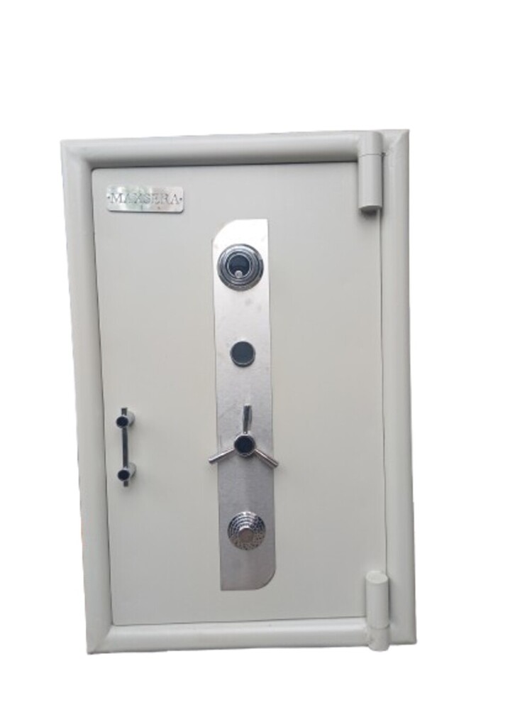 3.5 foot safe locker