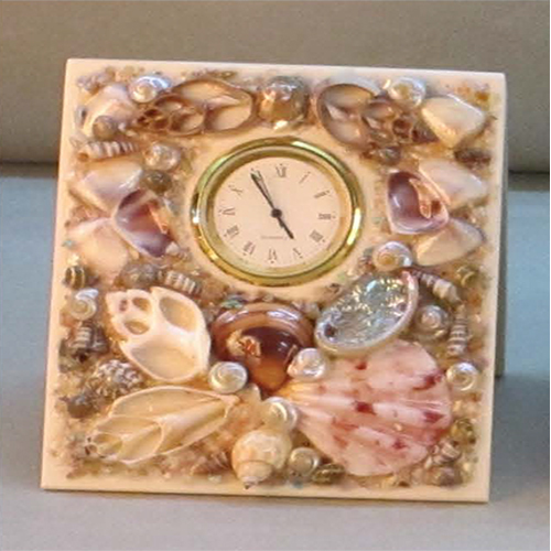 Seashell  Table Clock - Features: Premium Quality