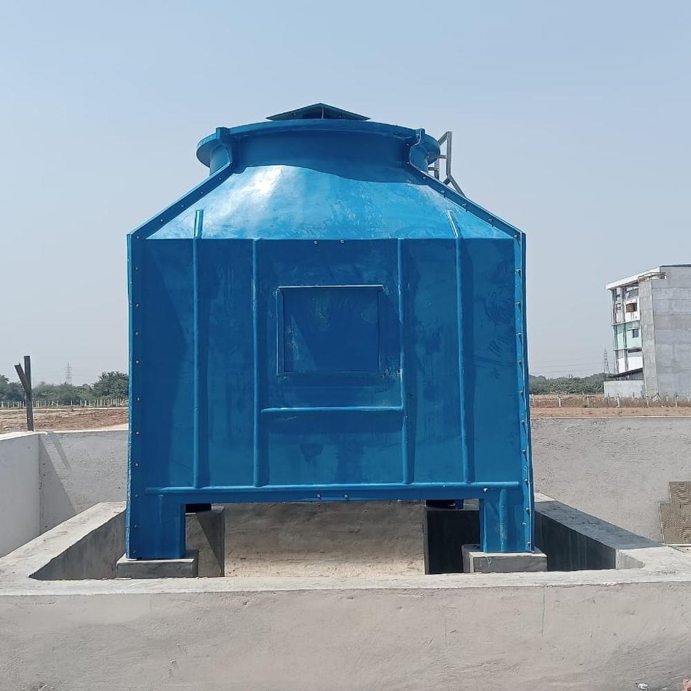 Water Cooling Tower - Color: Blue