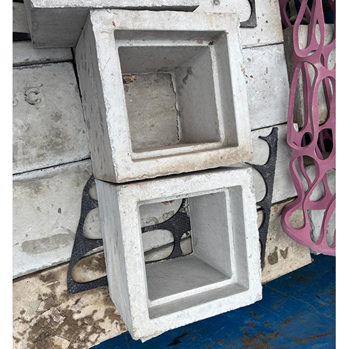 Pit Chamber