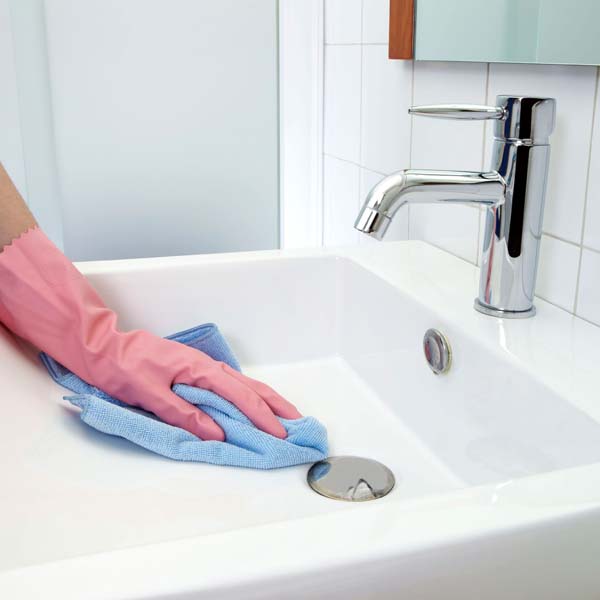 Kleen Force Kleen Keep SC 209 Washroom Hard Water Spot Cleaner