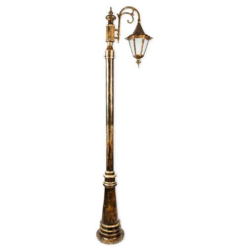 Decorative Garden Pole Light - Color: Brown