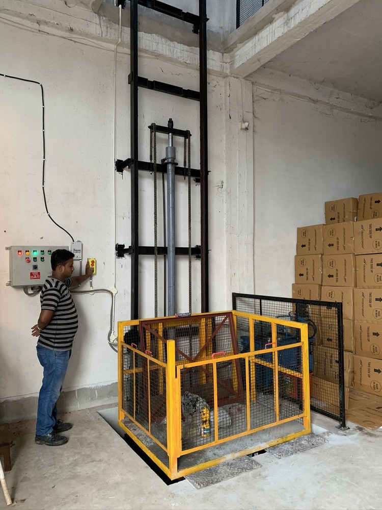 Durable Industrial Platform Lift