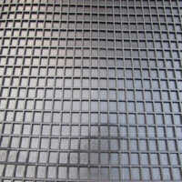Chequered Rubber Mat - Color: Black