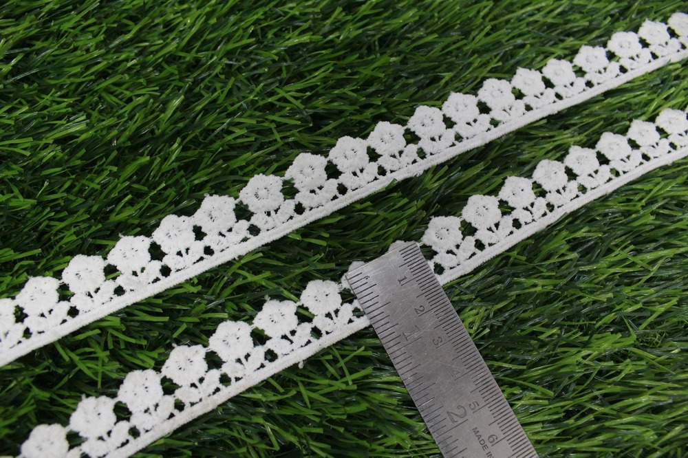 Gpo  Polyester Lace - Color: Wiht