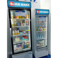 675ltr  Cold Drinks Freezer - Capacity: 675 Ltr