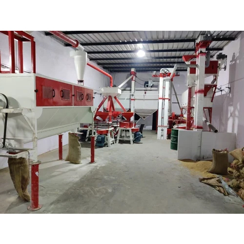 75 Hp Industrial Atta Chakki Plant - Capacity: 200 Kg/Hr