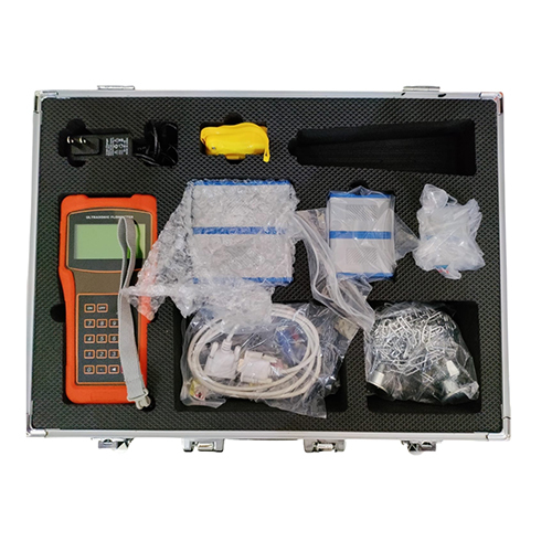 Portable Clamp On Type Ultrasonic Flow Meter - Usage: Industrial