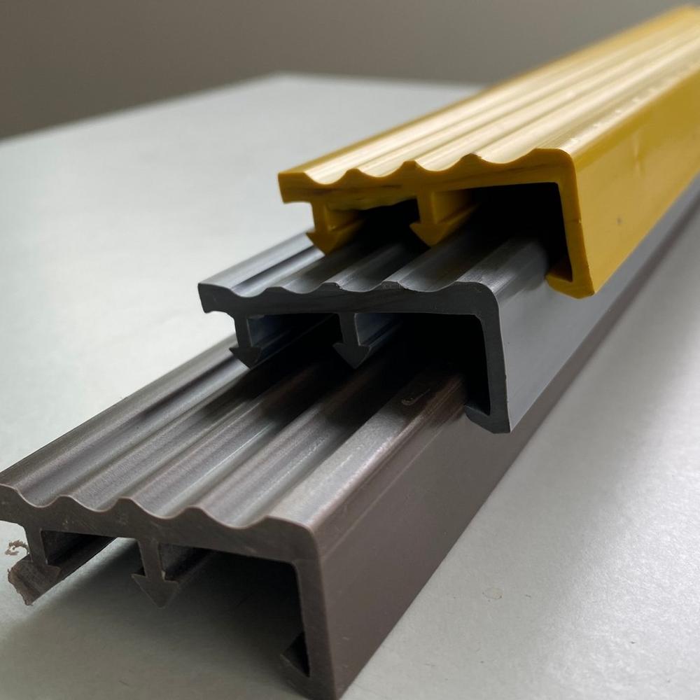 Step Nosing And Step Grip - Color: Brown