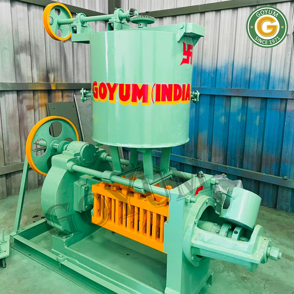 Tiny / Small / Mini Oil Extraction Machine - Cast Iron Body, 4.3 X 1.7 X 3.6 Ft, 5 Hp, 280/380/440 Volt | Semi-automatic, 600 Kg Weight, 1 Year Warranty