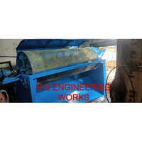 Industrial Rotary Screening Machine - Capacity: 1500 Kg/hr