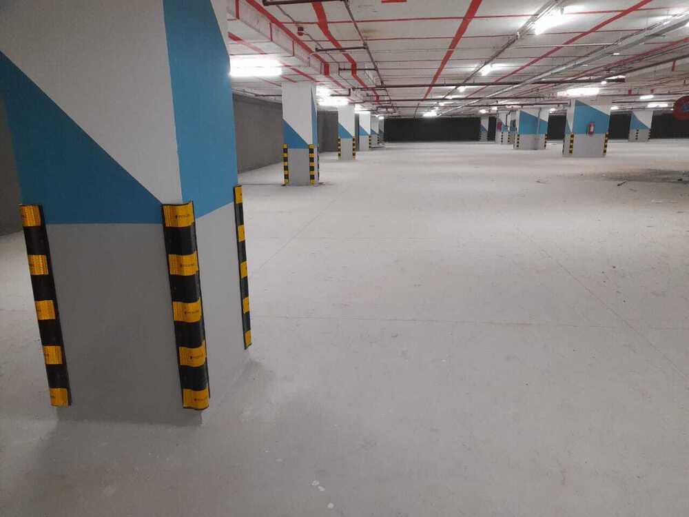 L Shape Rubber Column Guard - Color: Yellow