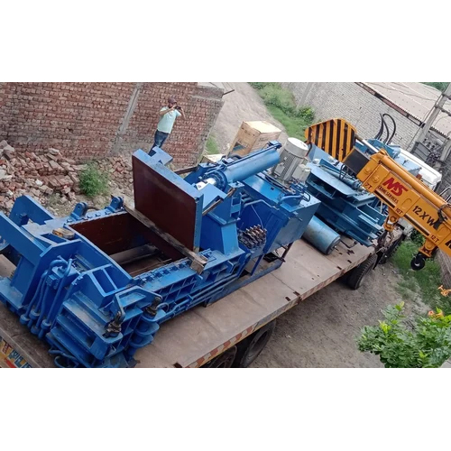Jumbo Hydraulic Scrap Baling Press - Color: Blue