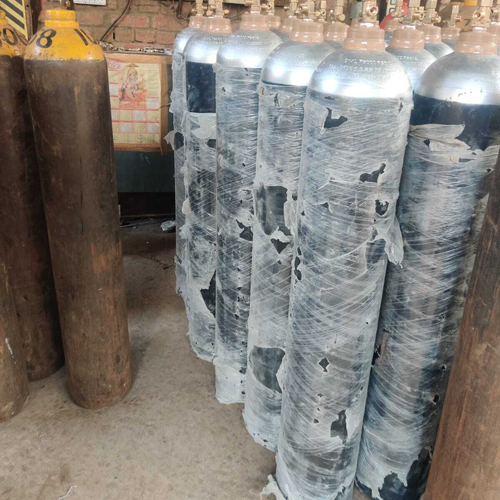 Ss Co2 Cylinder - Color: Black