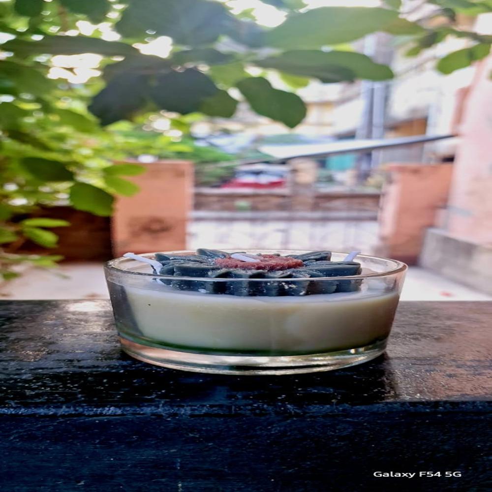 Divine Candle - Handcrafted Beeswax, 250 Gsm, Color-changing Effect | Eco-friendly Aromatic Home Decor, Air-purifying Elegance