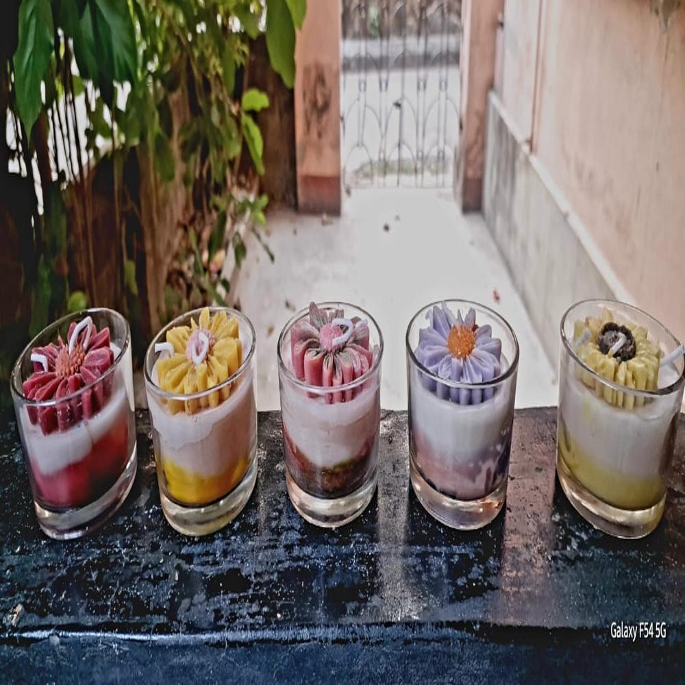 Divine Candle - Handcrafted Beeswax, 250 Gsm, Color-changing Effect | Eco-friendly Aromatic Home Decor, Air-purifying Elegance