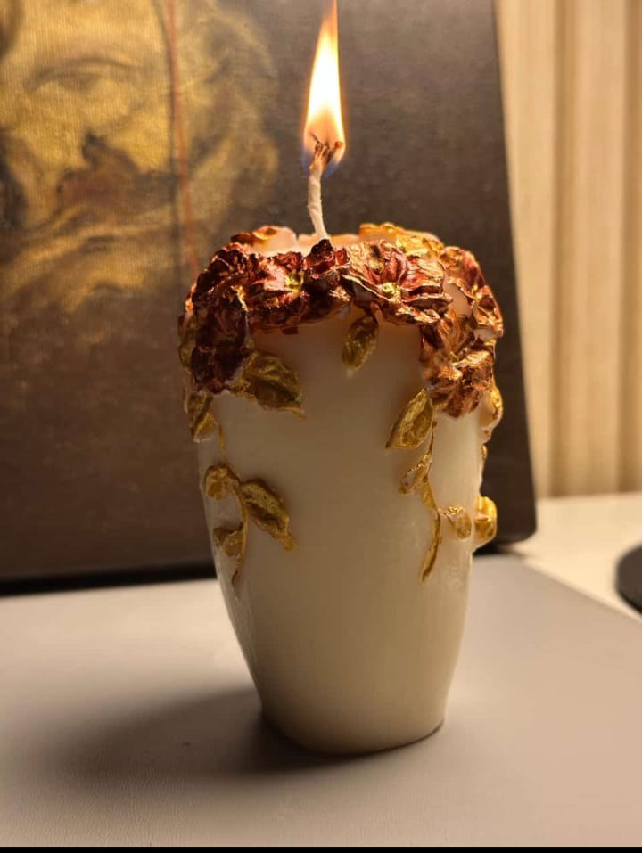 Atumn Scented Candle - Burning Time: 24 Hours