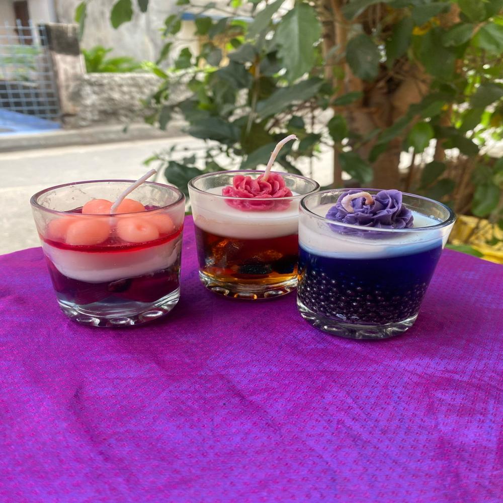 Glass Design Scented Candle - Burning Time: 20 Hours