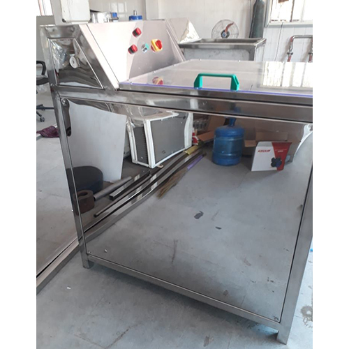 Fully Auto Jar Washer - Material: Ss