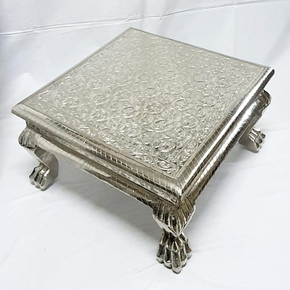 White Metal Bajot / Chowki - Color: Silver