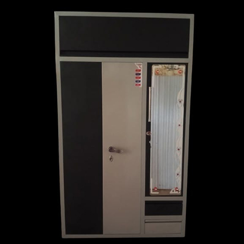 48X22X84 3 Door Dual Color Drassing With Shocker Steel Almirah