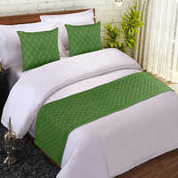 Quilted Synthetic Bed Runner