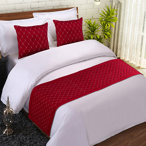 Quilted Synthetic Bed Runner - Color: White & Pink
