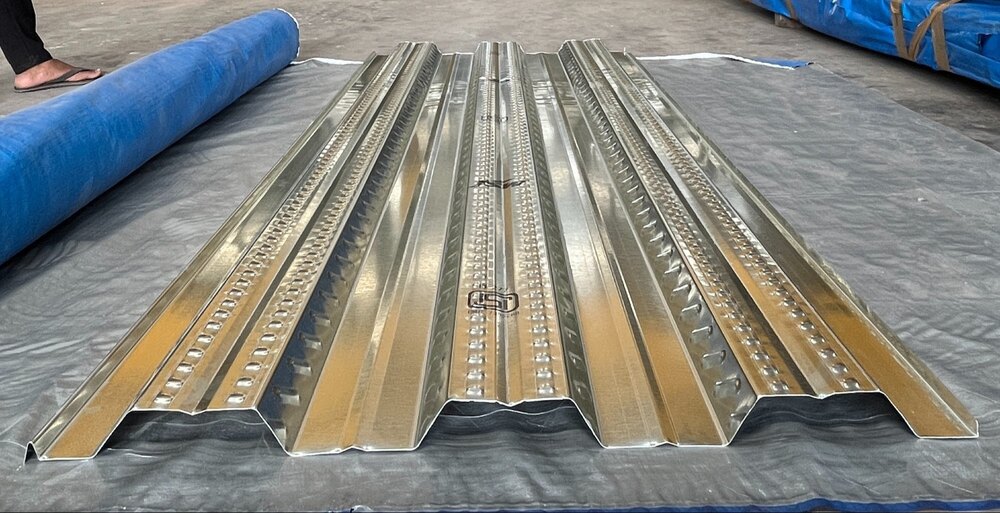 Metal Decking Sheets - Galvanized Steel, 0.80 Mm To 1.50 Mm Thickness, 980 Mm Width, Cut-to-length Customization, High Load-bearing Capacity
