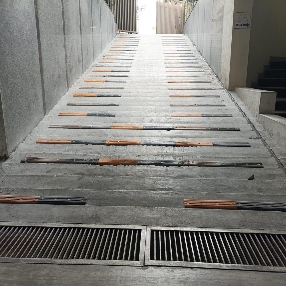 Speed Bumps Rumble Strips