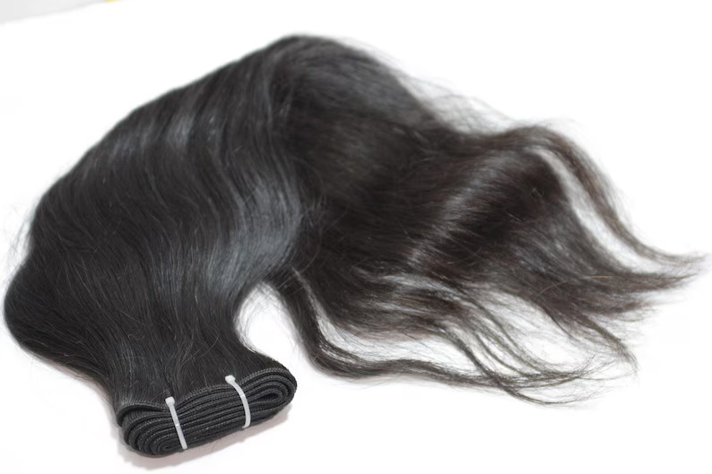 Machine-Wefted Human Hair Extensions, 26-inch Length, Natural Black Colour, Wavy Texture, 100g Weight, for Women