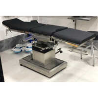 Hydraulic Ot Table - Color: Black