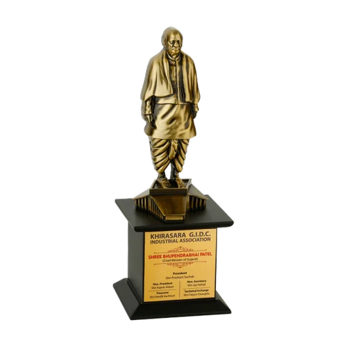 706 Statue Of Unity Award - Base Material: Wooden
