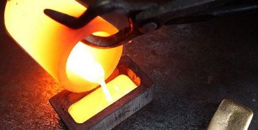 Induction Based Copper Melting Furnace 15 Kg. With Tilting Unit