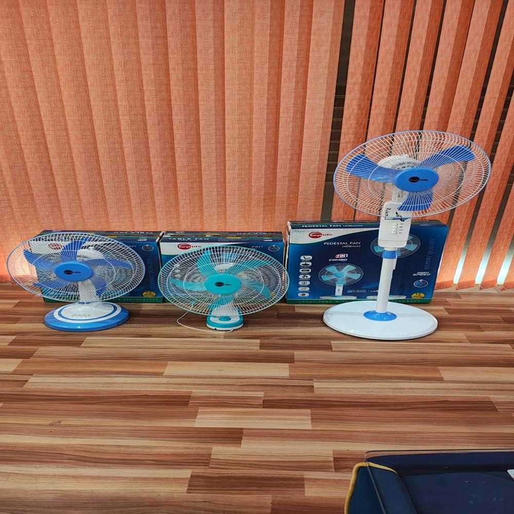 Pedestal Fan 400mm - Plastic Blade, 16-inch Indoor/outdoor Design , Anti-rust Feature, Powerful 58w Airflow For Optimal Comfort