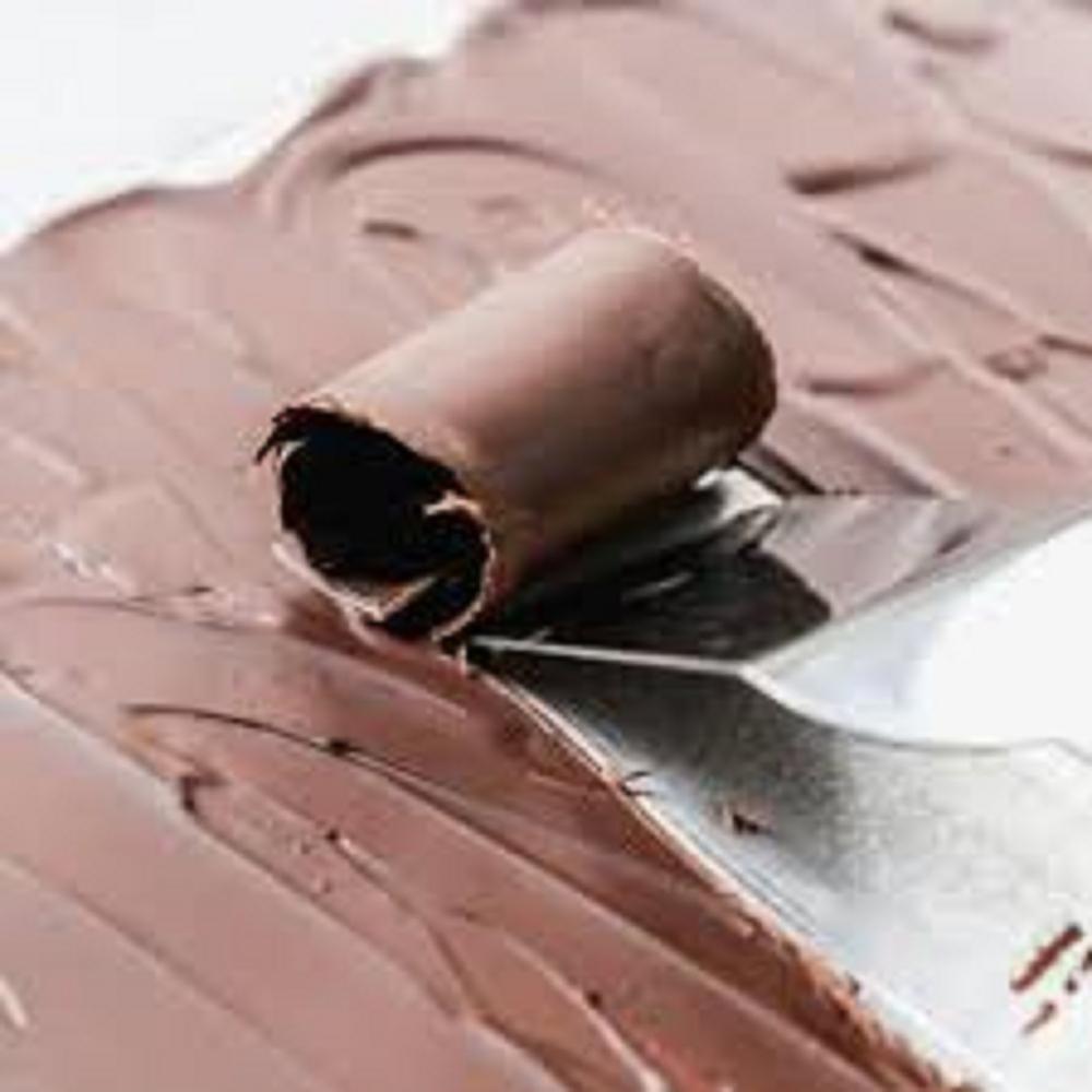 Chocolate curls