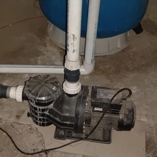 Residential Swimming Pool Heat Pumps - Color: White