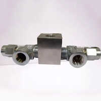 Ss Gas Manifold System - Stainless Steel, Standard Size, Silver Color | High Pressure, Manual Operation, Rust Proof For Industrial Use