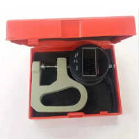 25 Mm Digital Thickness Gauge - Color: Black