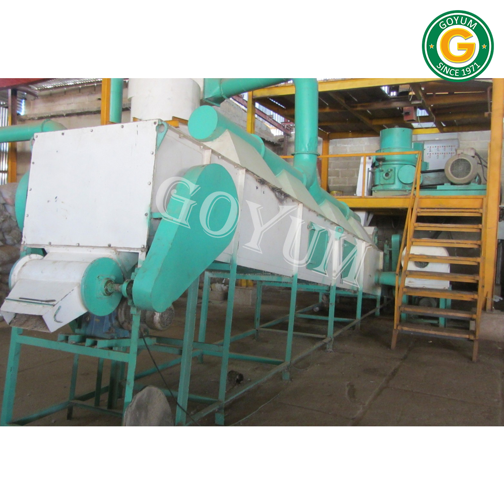 Fish Feed Making Machine - Automatic Grade: Semi-automatic