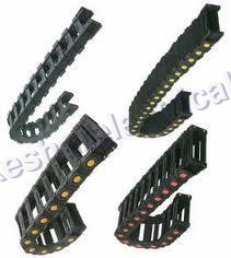 प्लास्टिक केबल ड्रैग चेन