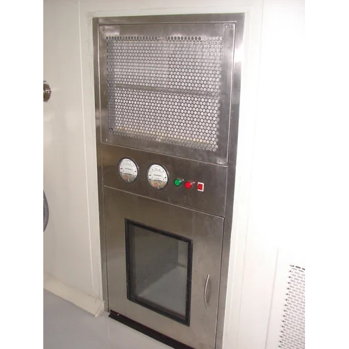 Pass Box - Color: Silver