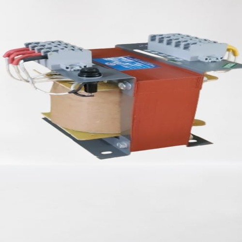 Single Phase Isolatoin Transformer - Voltage Booster Type: Dry
