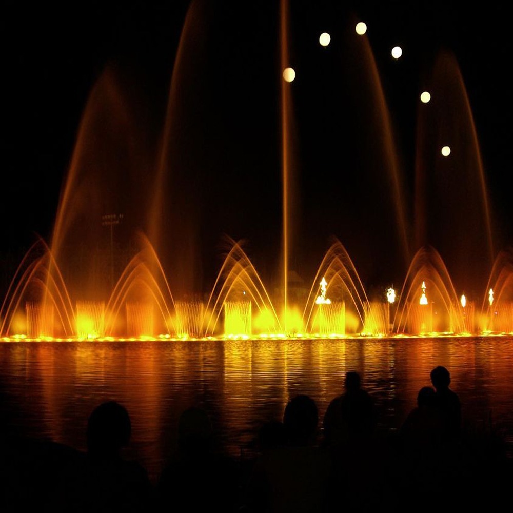 Outdoor Musical Water Fountain - Color: As Per Requirtment