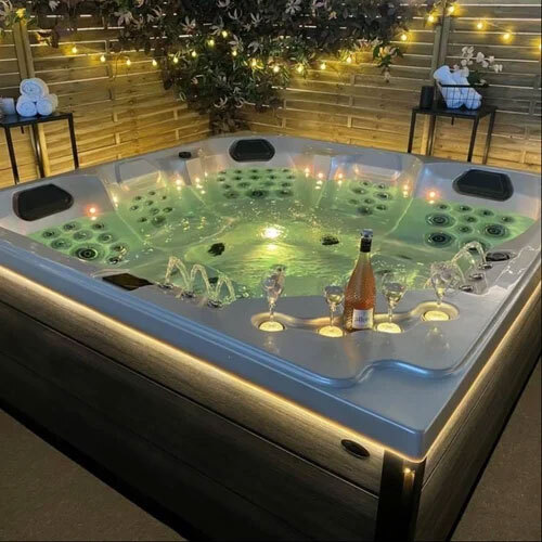 VIVISA 6 SEATER OUTDOOR FAMILY SPA WHIRLPOOL JACUZZI MASSAGE BATHTUB