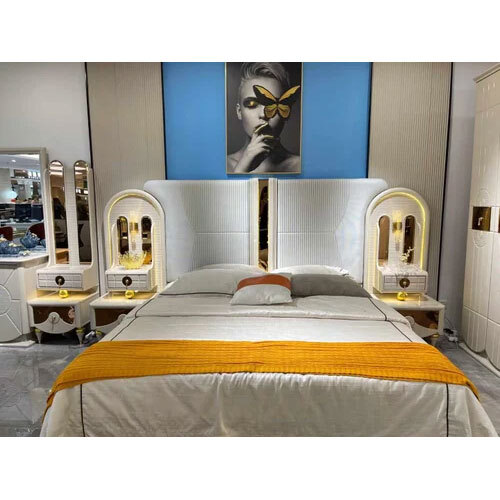 MODERN BEDROOM FURNITURE SET