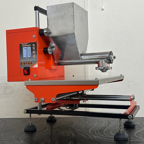 Single Nozzle Chakali Kurdai Machine