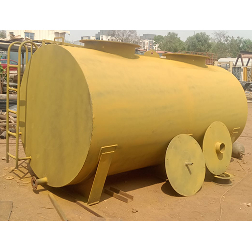 Ss Storage Tanks - Stainless Steel, Custom Size, Black Finish | Industrial Efficient Storage Solutions For Liquids And Chemicals