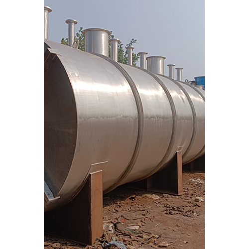 Ss Storage Tanks - Stainless Steel, Custom Size, Black Finish | Industrial Efficient Storage Solutions For Liquids And Chemicals
