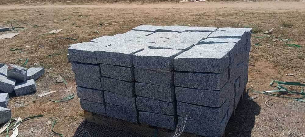 Andhra Black Dressing Stone - Artificial Stone Type: Artificial Granite