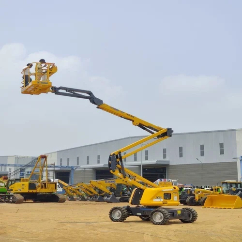 Boom Lift Crane Rental - Diesel Power Source, 40-60 ft Lifting Height, 20-30 ft Horizontal Reach, 500-1000 lbs Payload Capacity, 4x4 Drive